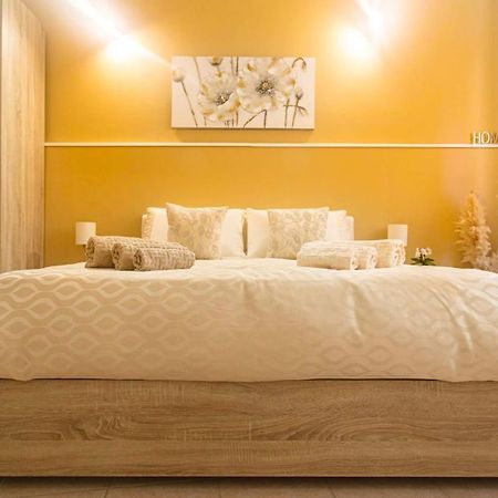 Montellino'S Suite Oro SantʼAntìoco エクステリア 写真