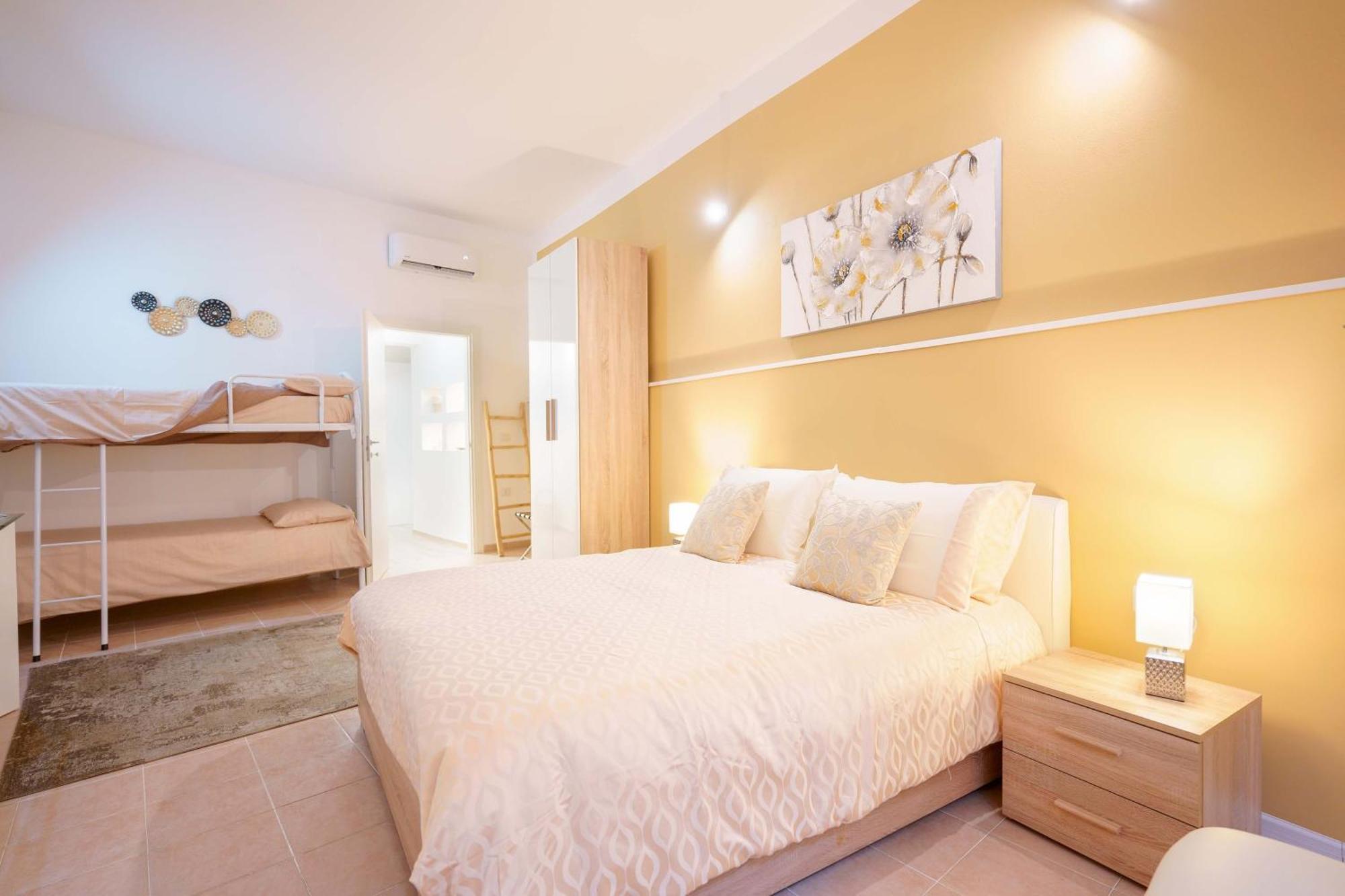 Montellino'S Suite Oro SantʼAntìoco エクステリア 写真