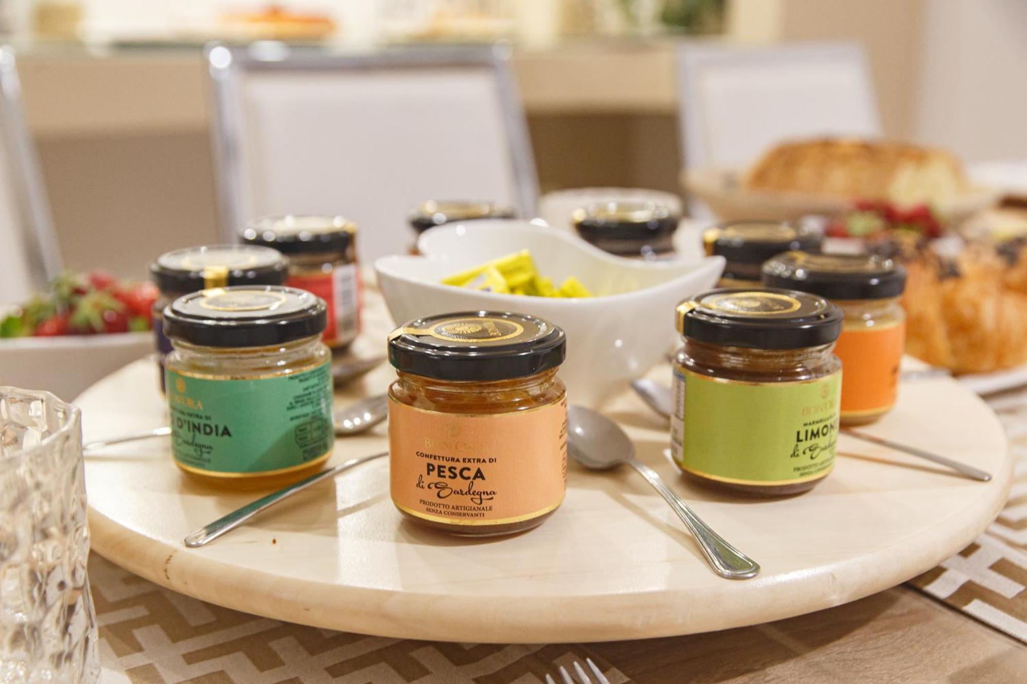Montellino'S Suite Oro SantʼAntìoco エクステリア 写真