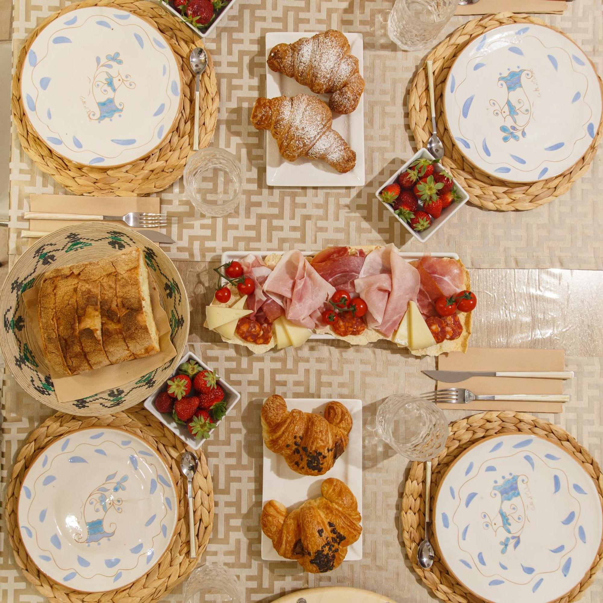 Montellino'S Suite Oro SantʼAntìoco エクステリア 写真